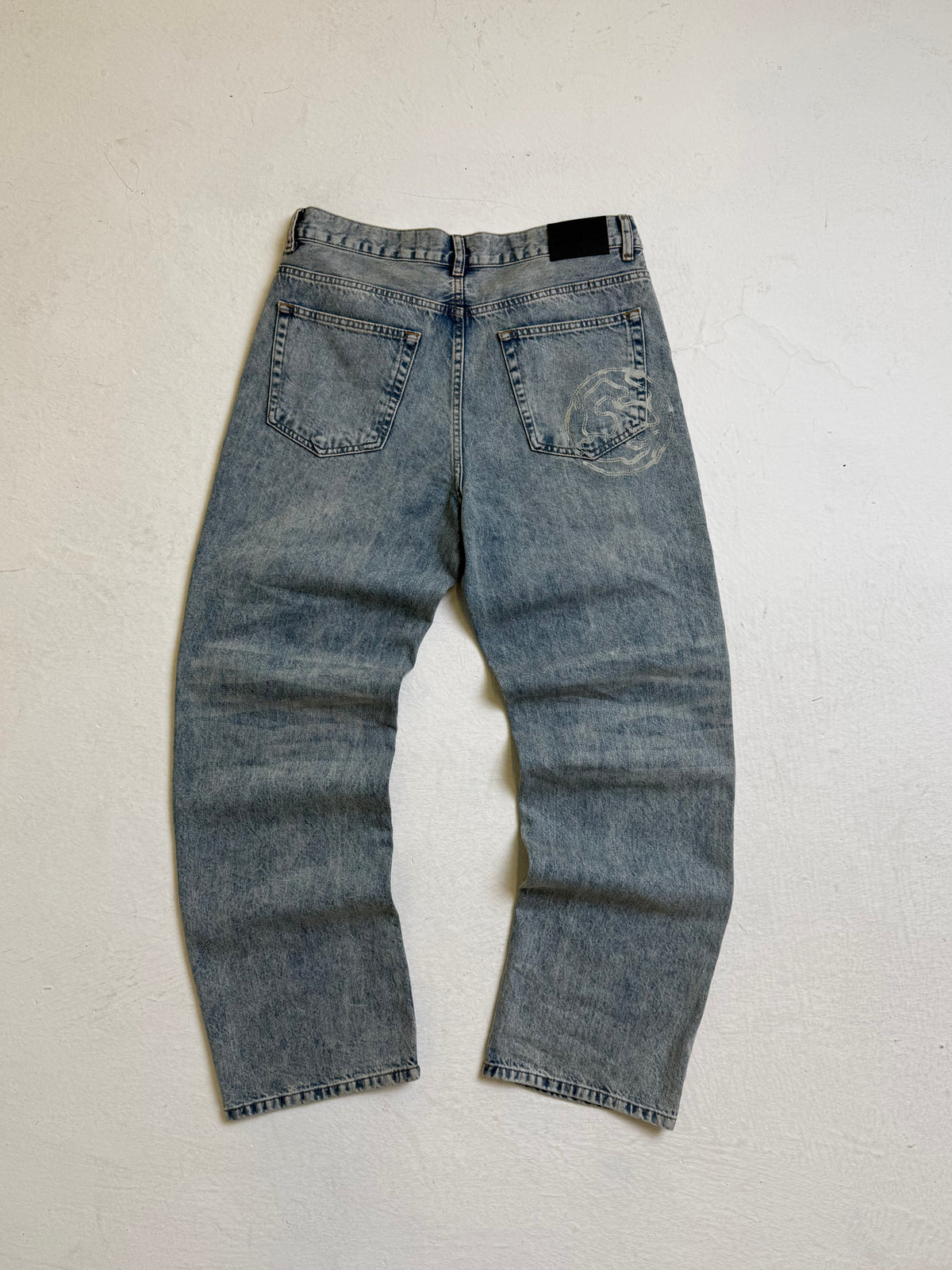 Relaxed Woven straight leg Denim