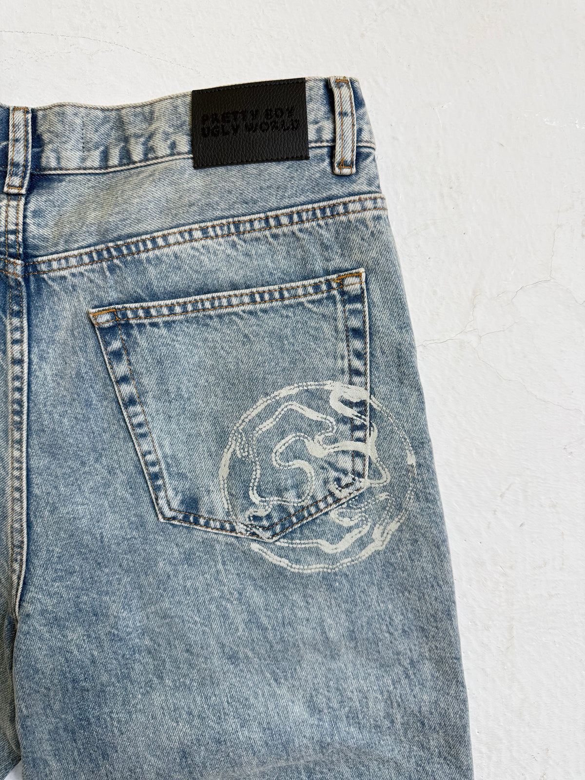 Relaxed Woven straight leg Denim