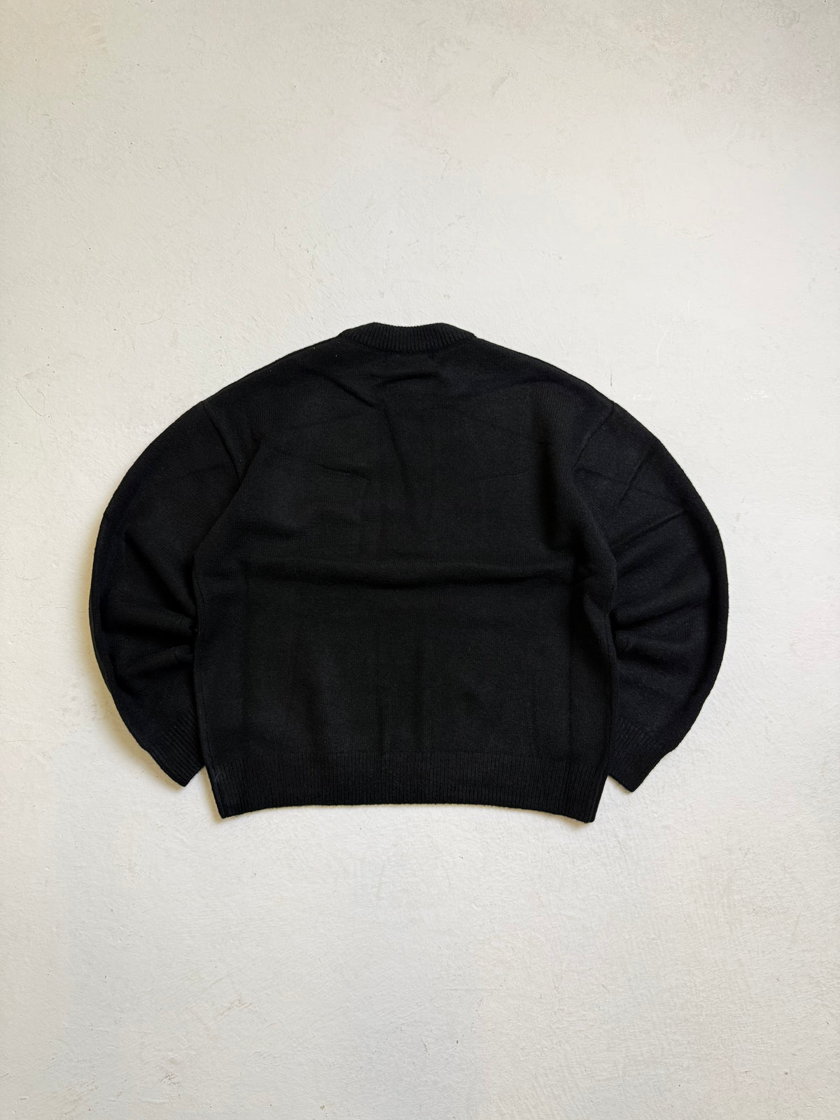 WORLD KNITTED SWEATER