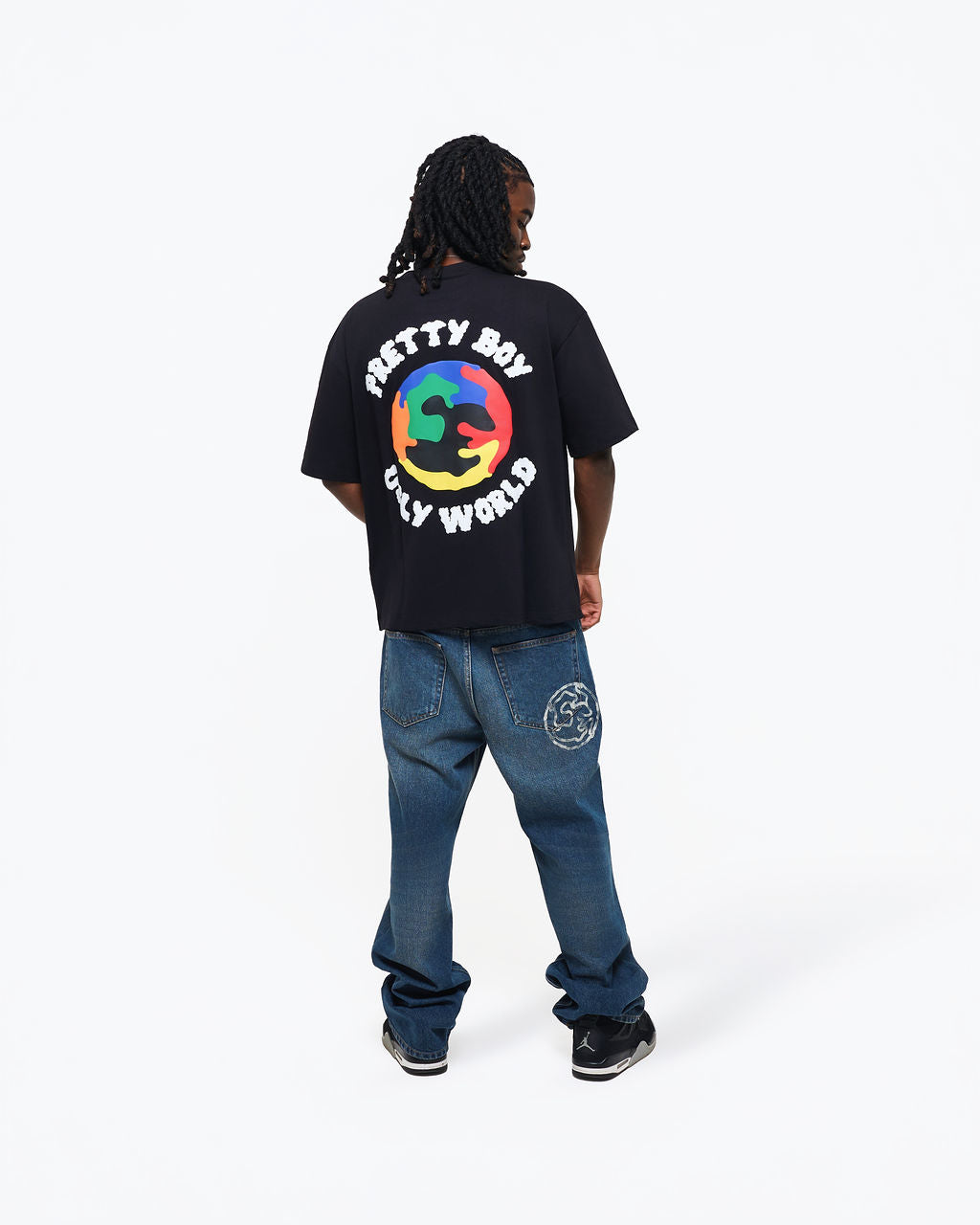 WORLD BLACK TEE