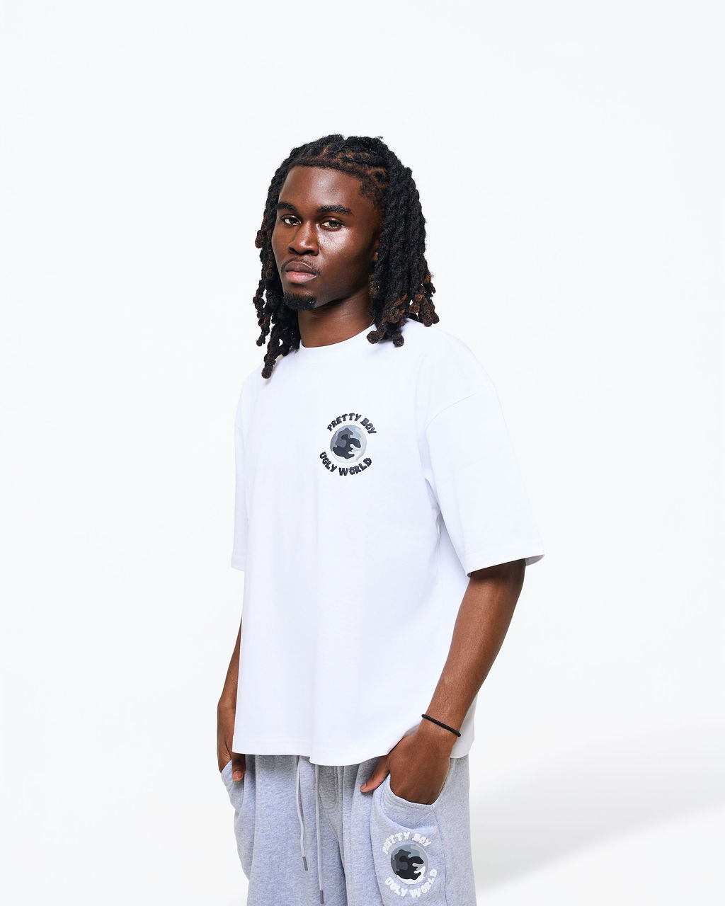WORLD WHITE/GREY TEE