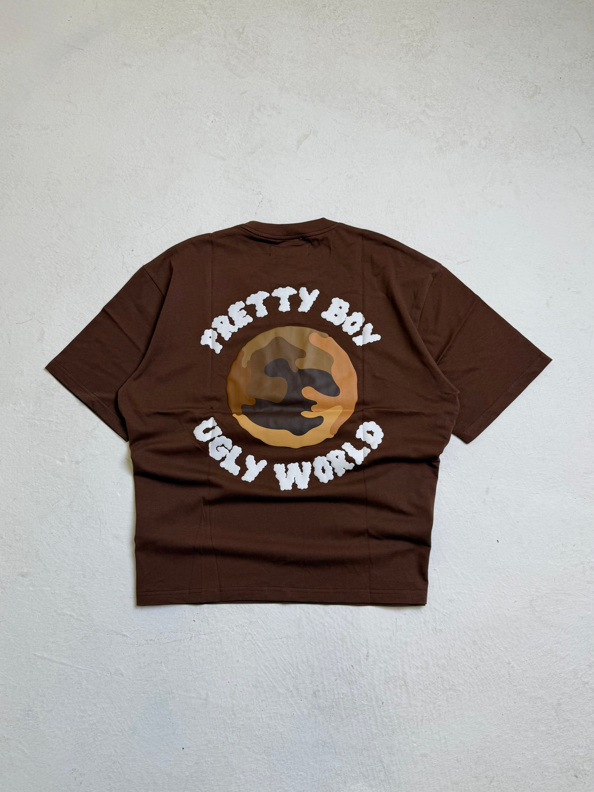 WORLD BROWN TEE