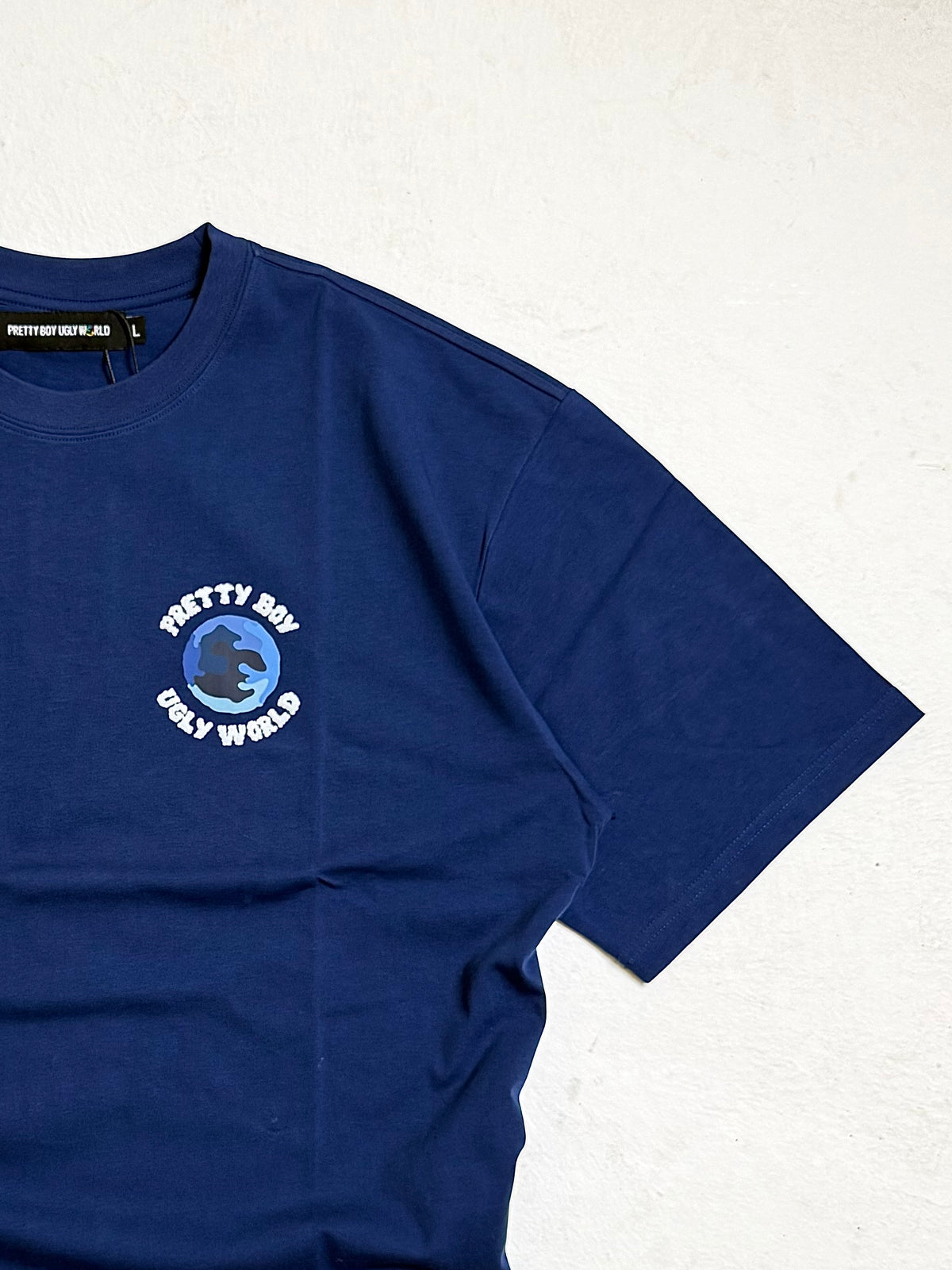 WORLD NAVY TEE