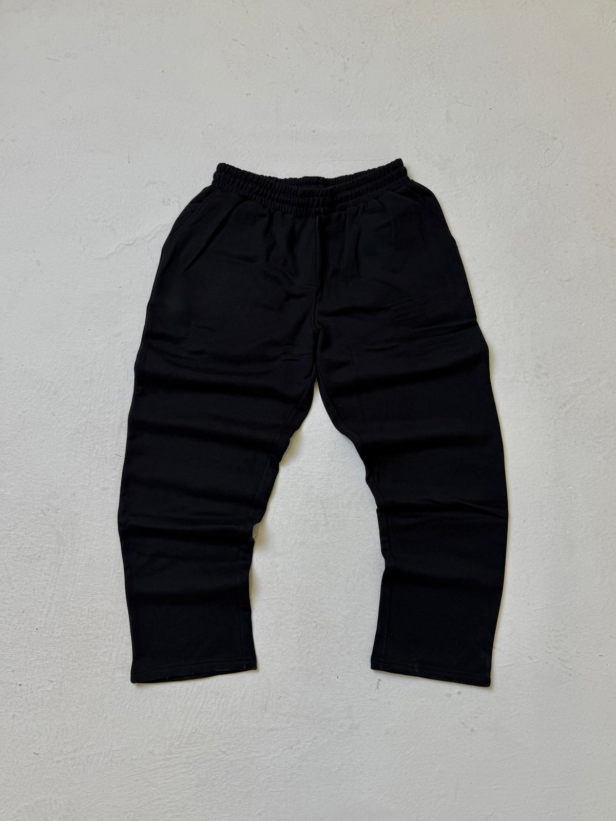 WORLD BLACK SWEATPANT