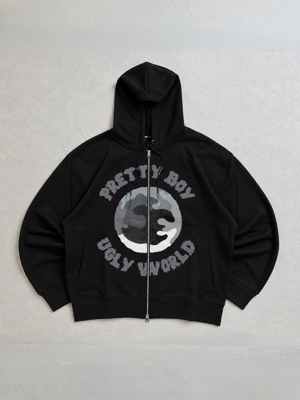 WORLD BLACK ZIP-UP HOODIE